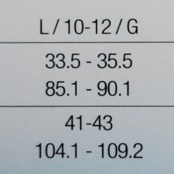 Assets by Spanx Red Hot Label Seamless Shaping Leggings white denim wash - Picture 3 of 3